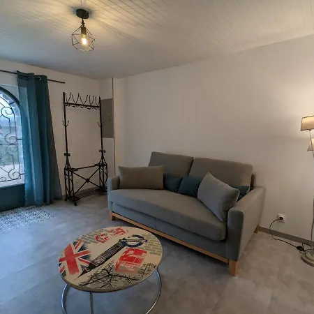 Lumineux Avec Jardin Privatif, Proche Chateau De La Rochefoucauld, Equipements Bebe Et Velos Inclus - Fr-1-653-232 펜션 라 로슈푸코