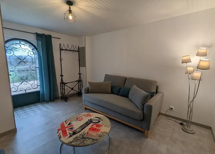 Lumineux Avec Jardin Privatif, Proche Château De La Rochefoucauld, équipements Bébé Et Vélos Inclus - Fr-1-653-232 Сasa de vacaciones La Rochefoucauld